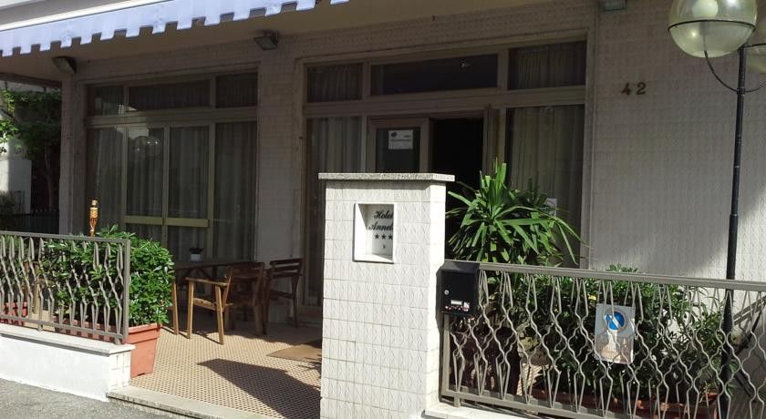 Hotel Annetta Rimini Exterior photo