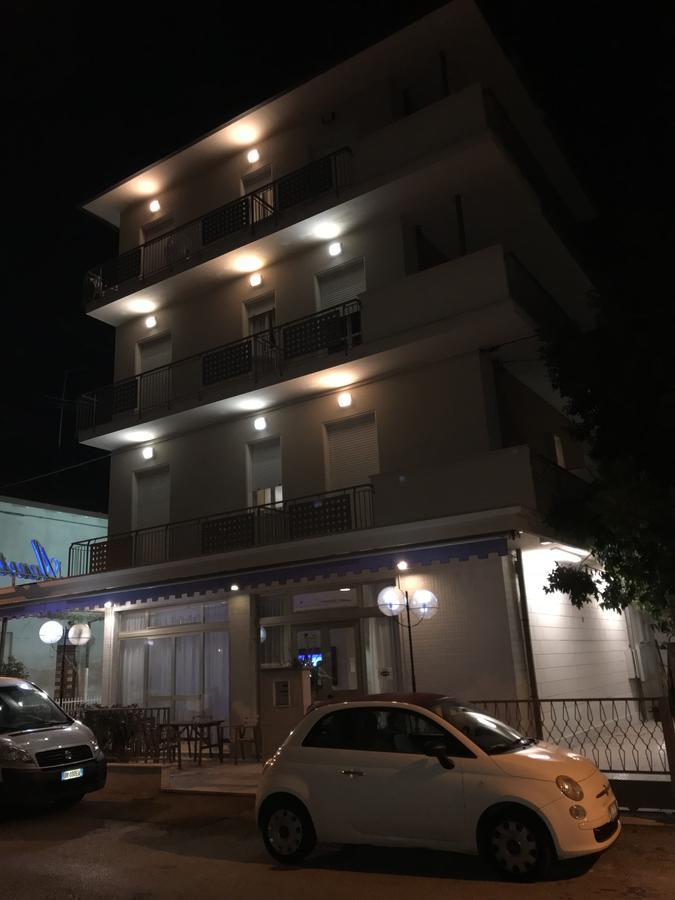 Hotel Annetta Rimini Exterior photo